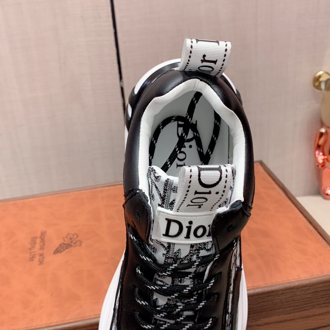 Christian Dior Sneaker